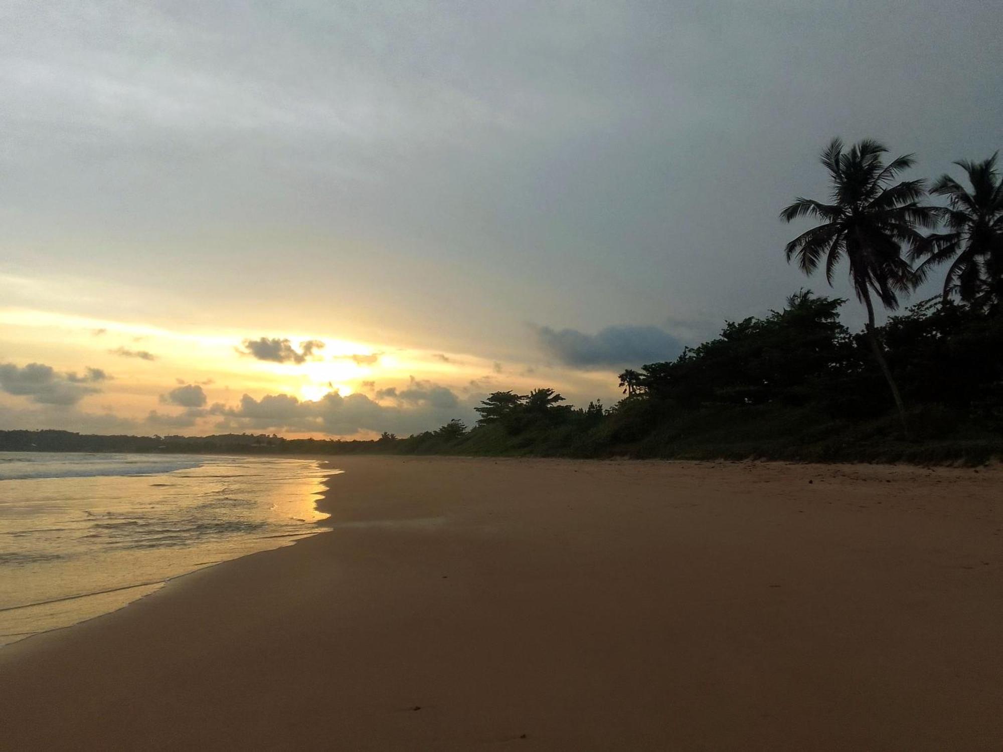 Rent Your Own Private Beach Bungalow Ampeni Exterior photo